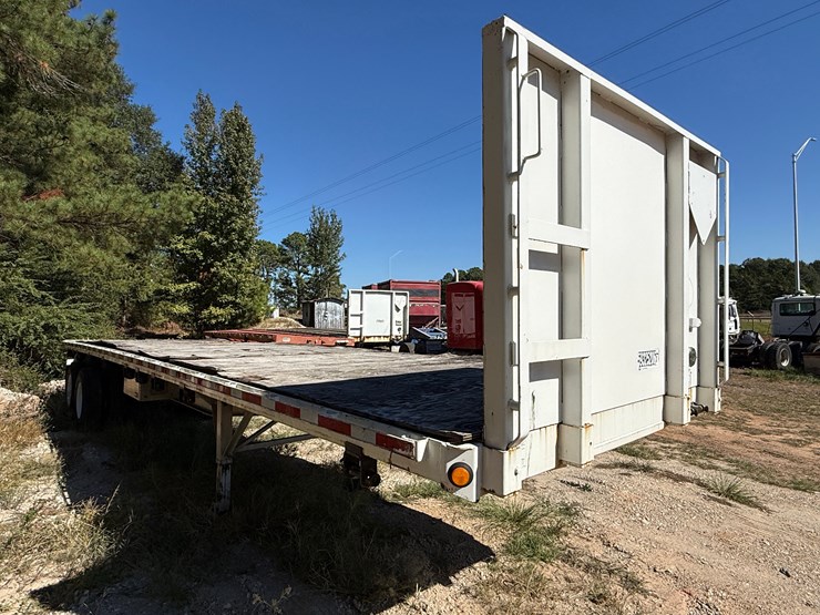 2005-fontaine-37-ft-x-102-in-t/a-flatbed-piggyback-trailer-image-3