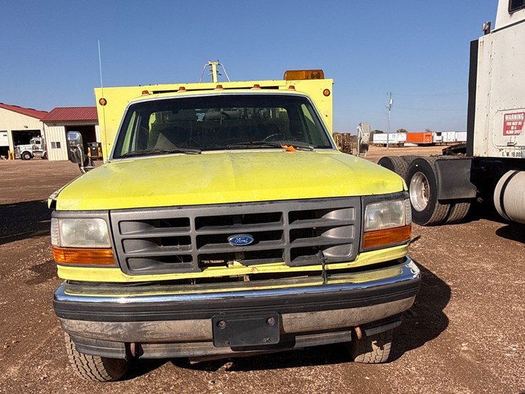 #6931-•-1997-ford-f-super-duty-utility-service-truck-image-2