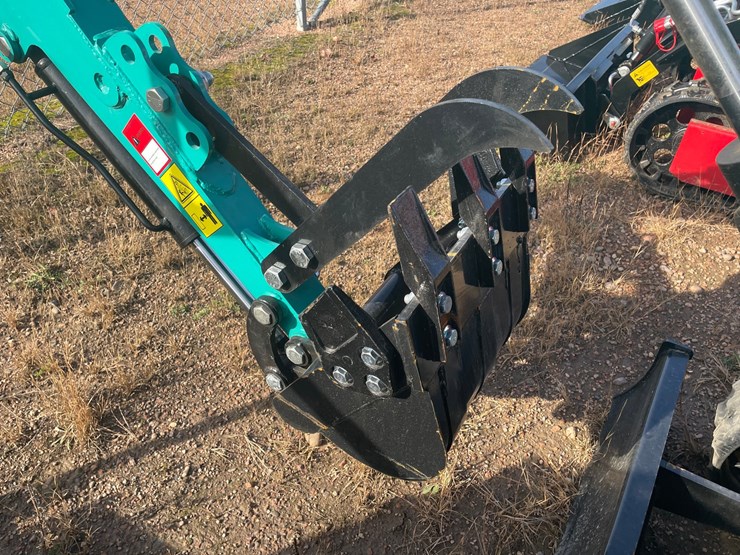 #1981-•-cfg-h16r-mini-excavator-image-9