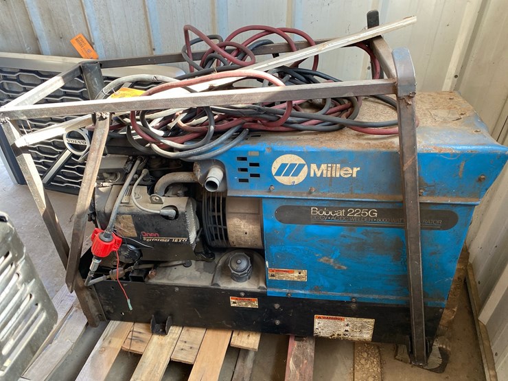 #6986-•-miller-bobcat-225g-welder-generator-with-onan-performer-16-xsl-engine-image-2