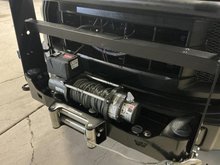 2017-ford-f-150-p/u-image-10