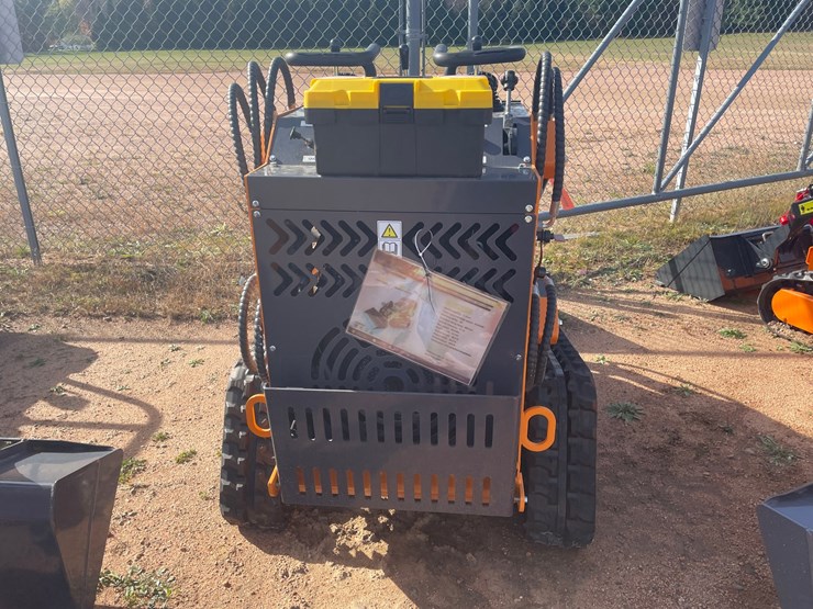 #3206-•-landhonor-mini-skid-steer-loader-image-4