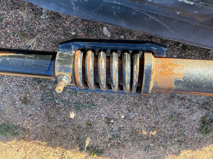 #3744-•-11"-heavy-trucking-plow-with-cylinders-image-16