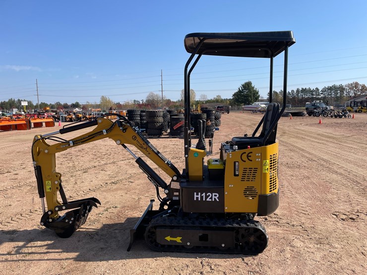 #3247-•-2026-agt-h15r-mini-crawler-excavator-image-9