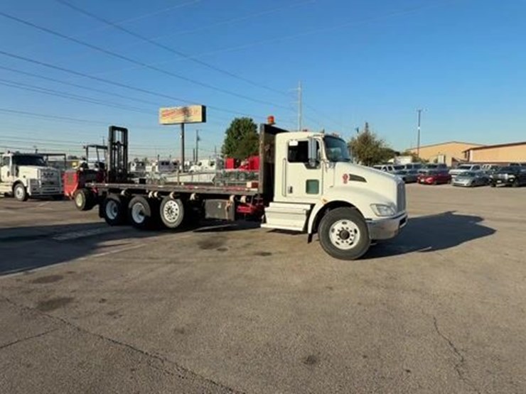 2020-kenworth-t370-image-1