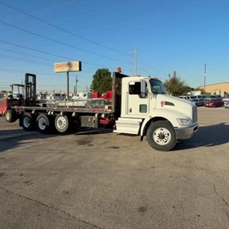 2020 KENWORTH T370