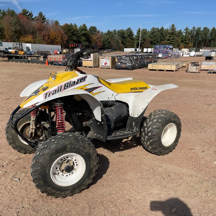 #1044 • 1998 Polaris Trailer Blazer ATV (No Reg. Card)