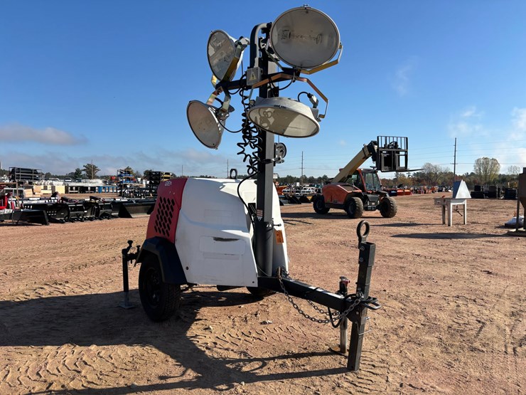 #1890-•-2019-generac-mobile-light-tower-generator-image-2