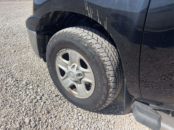 2013-toyota-tundra-srs,-5.7l/v8-iforce,-4wd,-reese-hitch,-4-door,-cloth-interior-power-lock/windows/seat,-250,027-miles,-vin#-5tfuw5f11cx231515-image-12