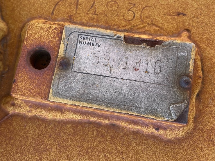 #1955-•-cat-d8h-dozer-image-2