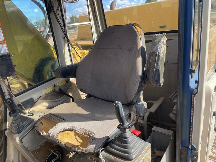 #1957-•-kobelco-sk400lc-ii-excavator-image-30