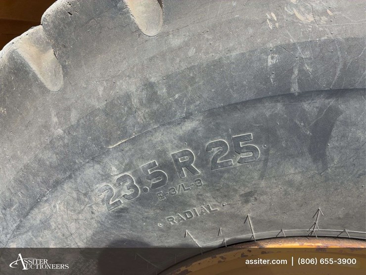 2012-caterpillar-950k-image-35