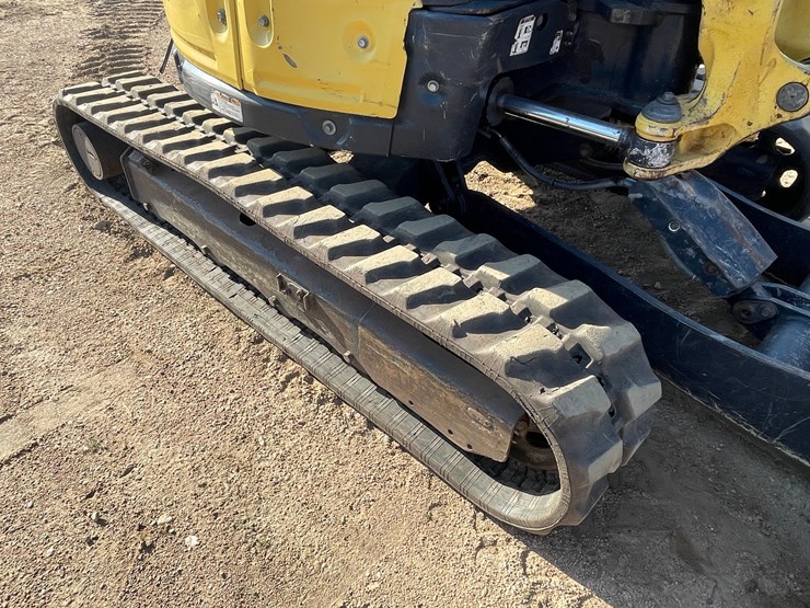 #1900-•-yanmar-vio-35-mini-backhoe-image-52