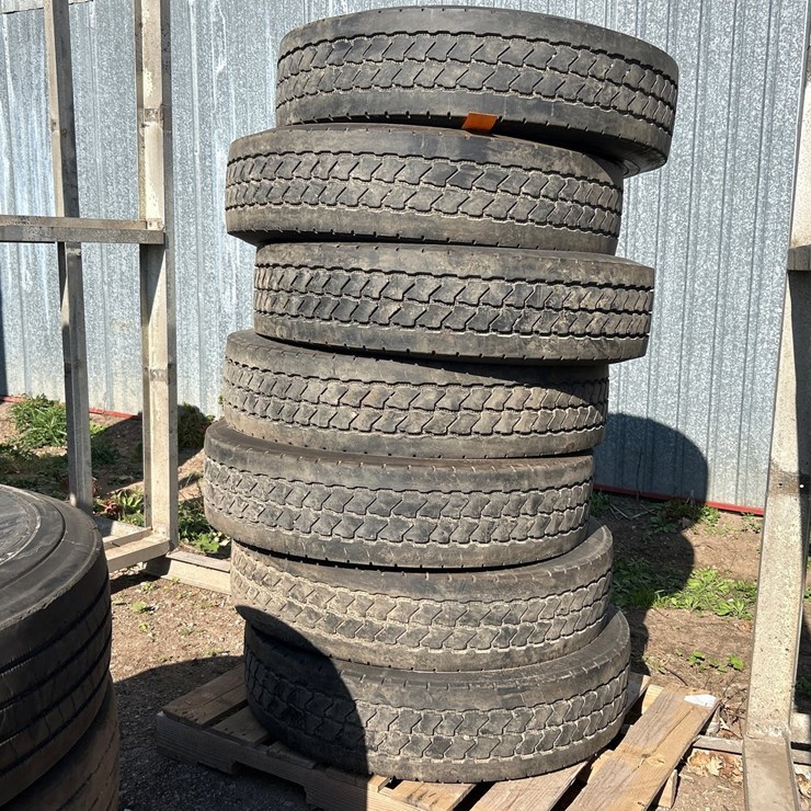 #6958 • (7) Commercial Truck Tires