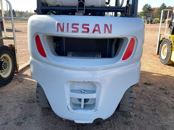 #1885-•-unicarrier-40-lp-forklift-image-15