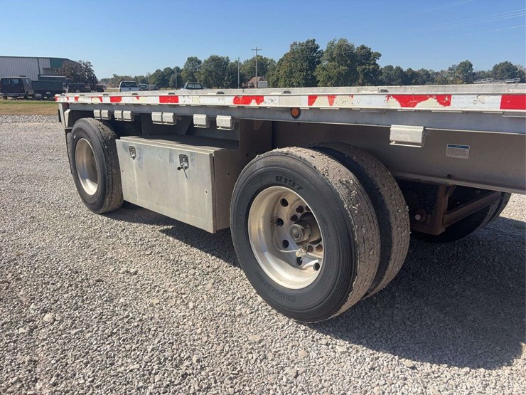 2006-east-48t-flat-deck-semi-trailer,-spread-axle-(120"),-all-axles:-21,200lbs,-11r24.5-tires,-steel-coil-supports,-vin#-1e1h5y2857rj40074-image-9