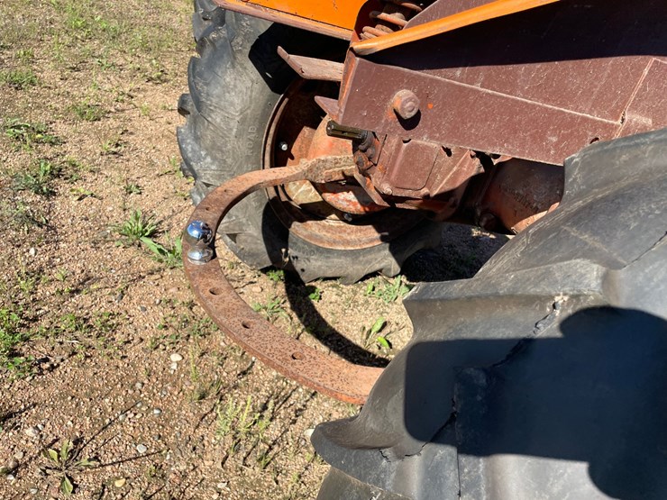 #1950-•-allis-chalmers-b-wide-tractor-image-52