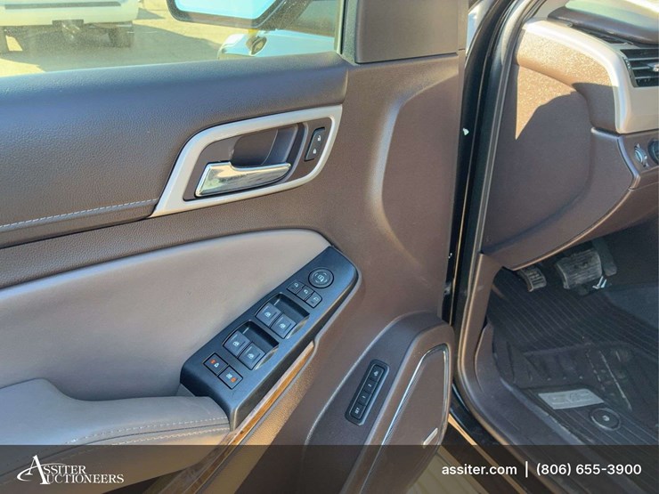2015-gmc-yukon-denali-image-24