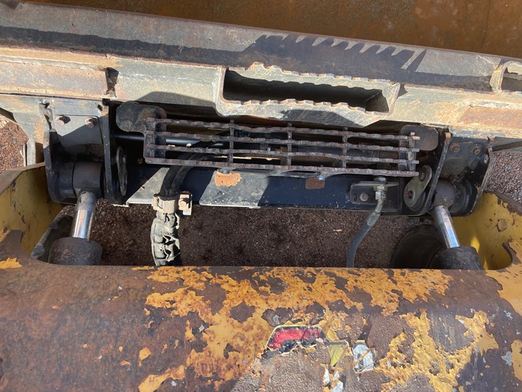 #1072-•-cat-289d3-tracked-skid-steer-image-11