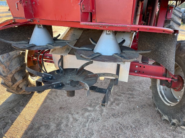 #1898-•-1991-ih-1660-axial-flow-combine-image-29