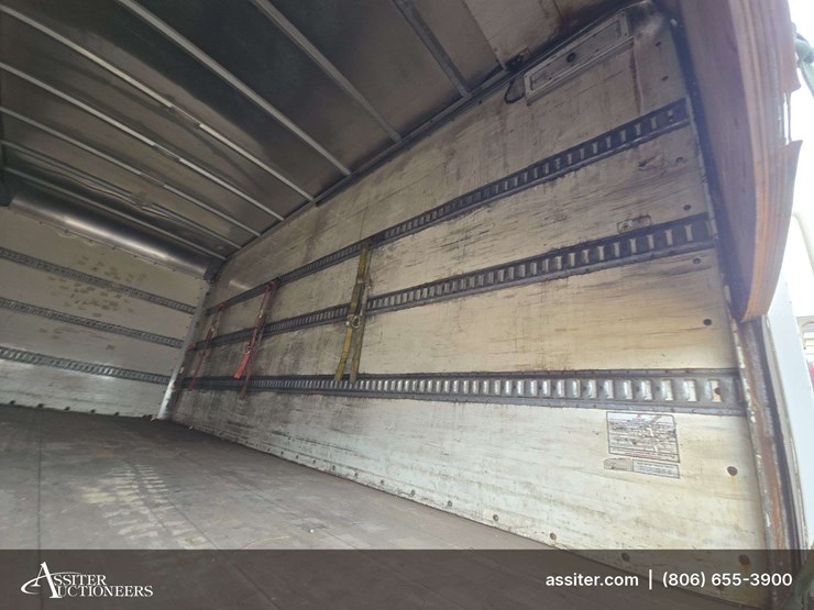2019-hino-195-cab-over-engine-/-single-box-truck-image-8