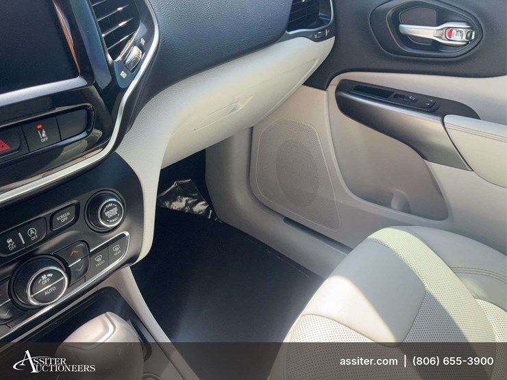 2020-jeep-cherokee-limited-image-14