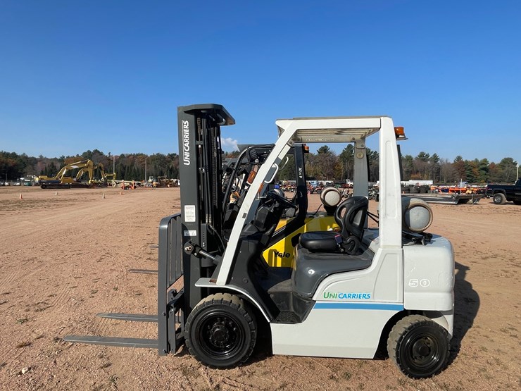 #1883-•-unicarrier-50-lp-forklift-image-7