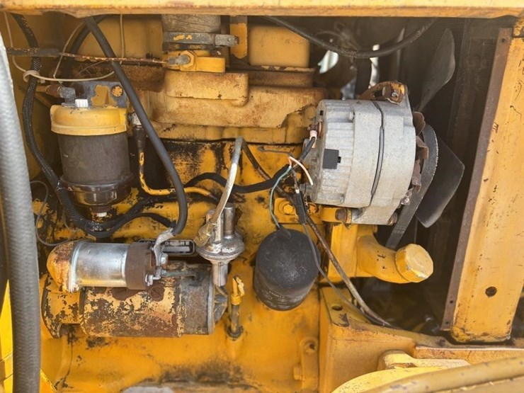 deere-300b-image-11