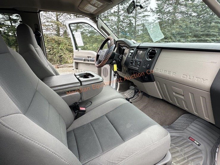 2010-ford-f-250-super-duty-4x4-pickup-image-43