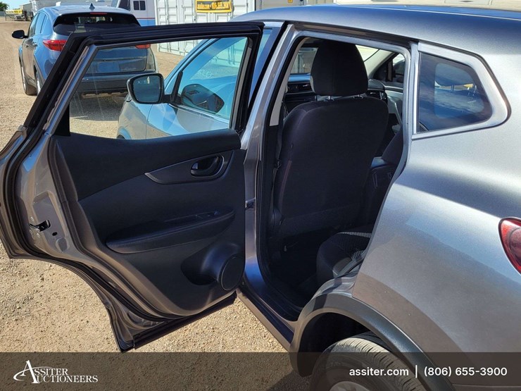 2020-nissan-rogue-image-7