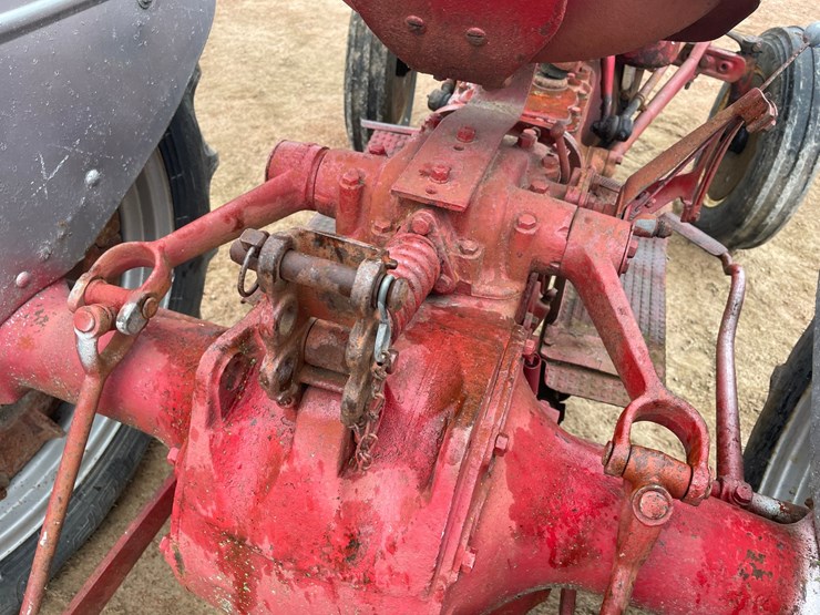 #1856-•-ford-tractor-image-41