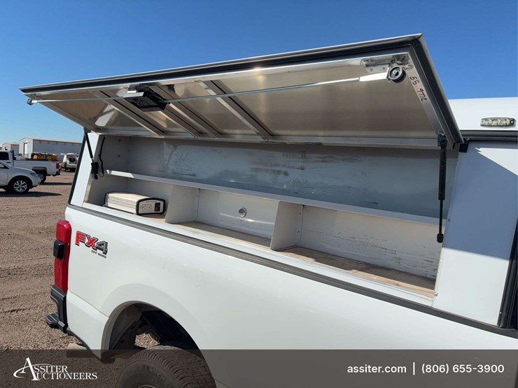 2024-ford-f350-image-5