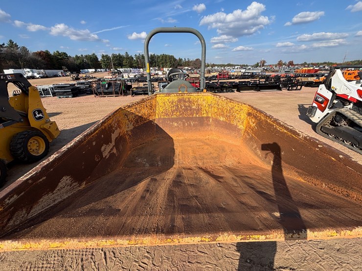 #1920-•-wacker-neuson-wheeled-site-dumper-image-17