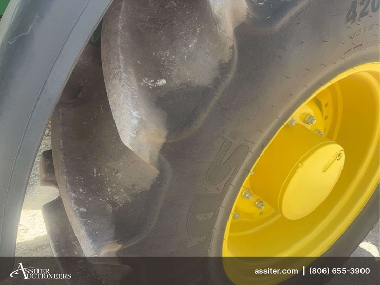 2022-john-deere-r-image-51