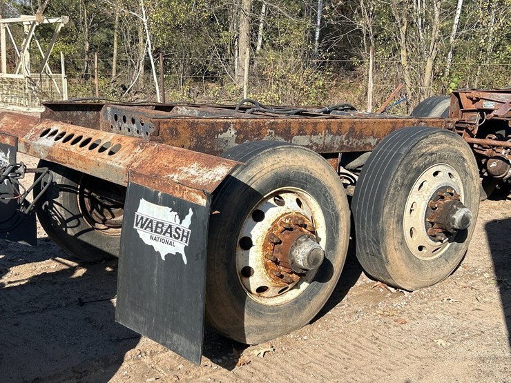 #6920-•-tandem-axle-trailer-slider-bogie-assembly-image-1
