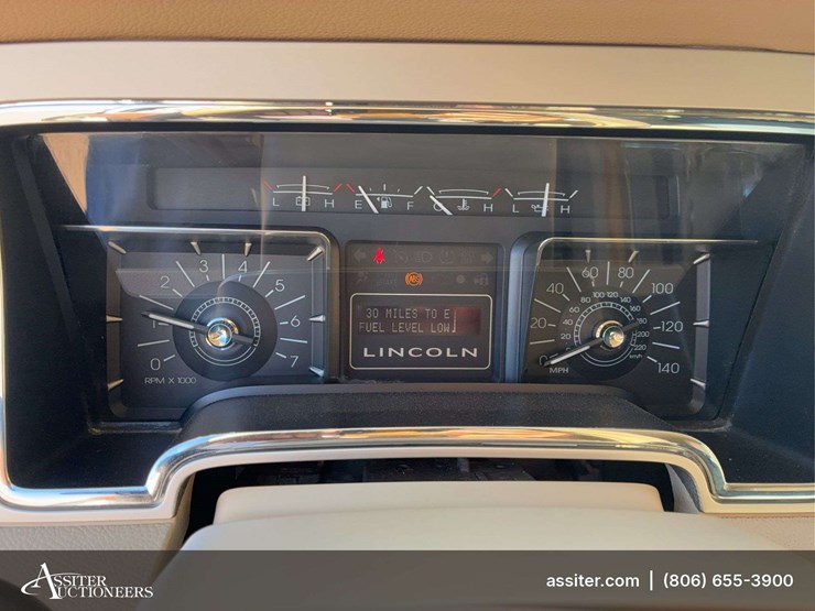 2008-lincoln-navigator-l-image-33