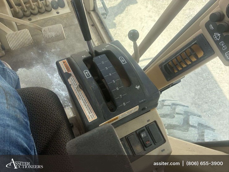 2002-caterpillar-140h-image-24