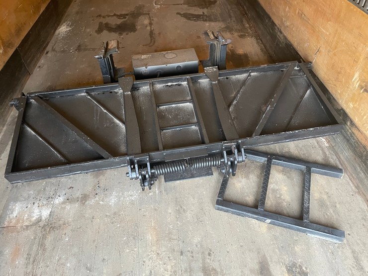 #3733-•-2015-delta-waseca-inc-van-truck-body-image-16
