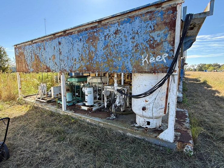 25’l-x-8’w-x-10’h-(3)-air-compressors-w/-air-volume-tanks,-skidded-image-1