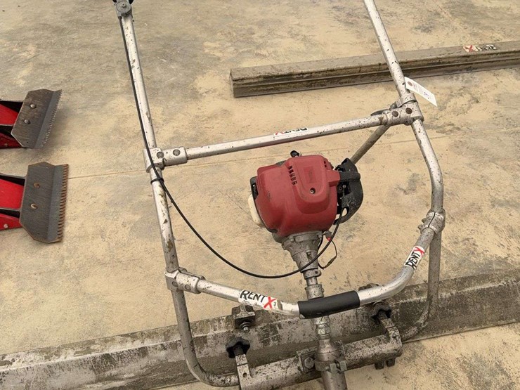 multiview-concrete-power-screed-12’,-2021,-model-mvpr100h,-gas,-comes-with-12’-bar,-s/n--25295-image-1