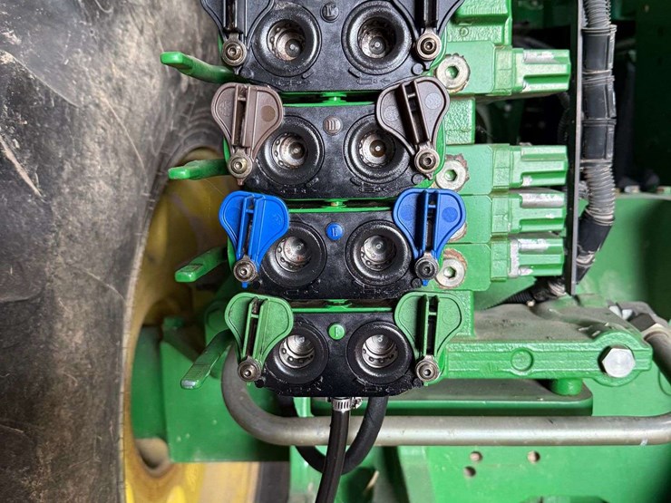 2012-john-deere-9510r-4wd-tractor,-3,252-hours,-powershift,-4-remotes,-backup-camera,-s/n--1rw9510r-ccpov2574-image-5