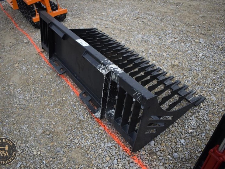 78inch-rock-bucket-attachment-48934-image-4