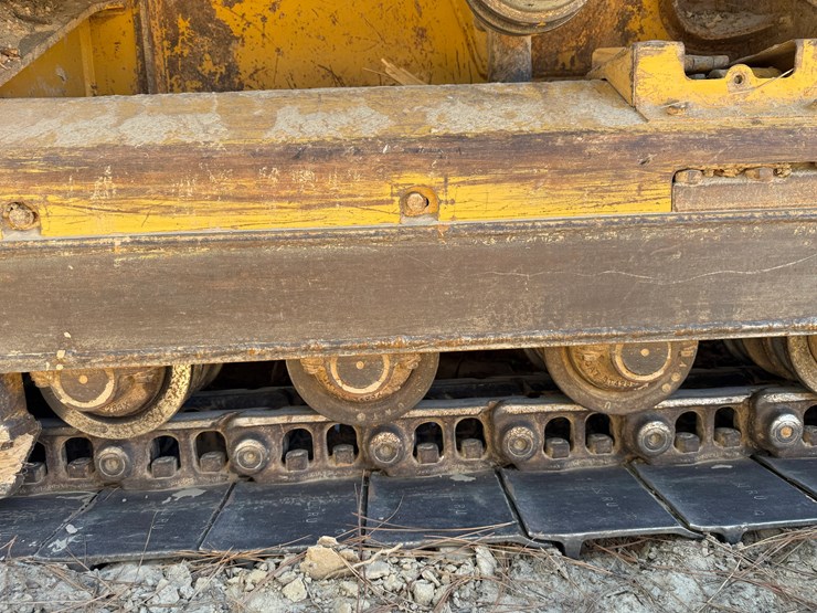 caterpillar-d3g-xl-image-24