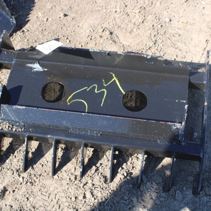 #534 • mini skid steer universal root rake