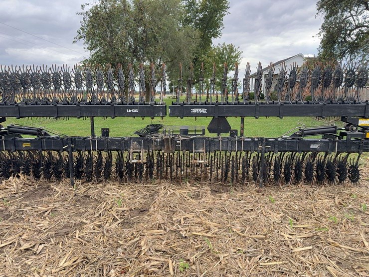 yetter-3541-rotary-hoe,-40ft,-hyd-fold,-lights,-low-use,-s/n--m04157-image-8