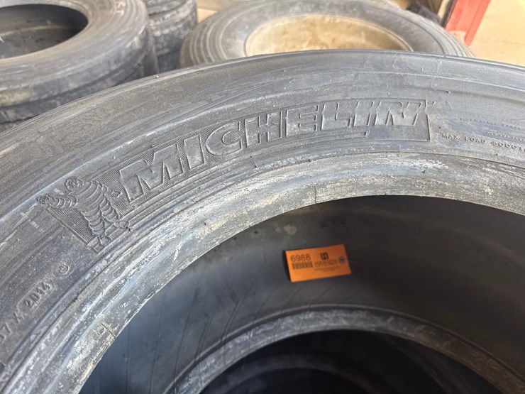 #6988-•-(3)-michelin-x-one-455/55r22.5-commercial-truck-tires-image-5