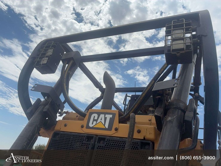 2015-caterpillar-d6t-xl-image-11