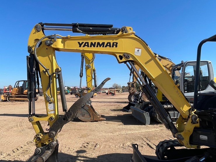 #1900-•-yanmar-vio-35-mini-backhoe-image-17