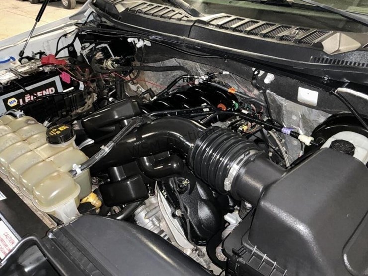 2019-ford-f-150-p/u-image-12