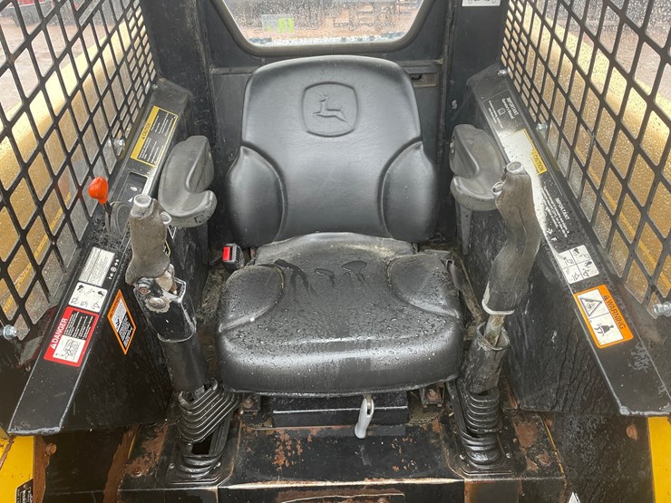 #1085-•-john-deere-317-skid-steer-image-18
